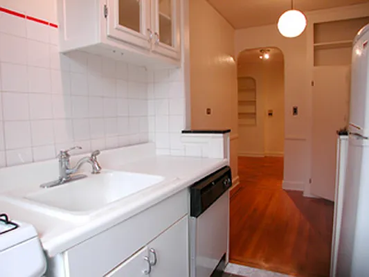 Sold by Simone Song Properties, LLC | media 26