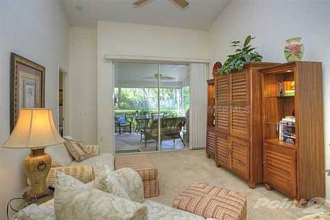4th image of 5831 Garden Lakes Dr