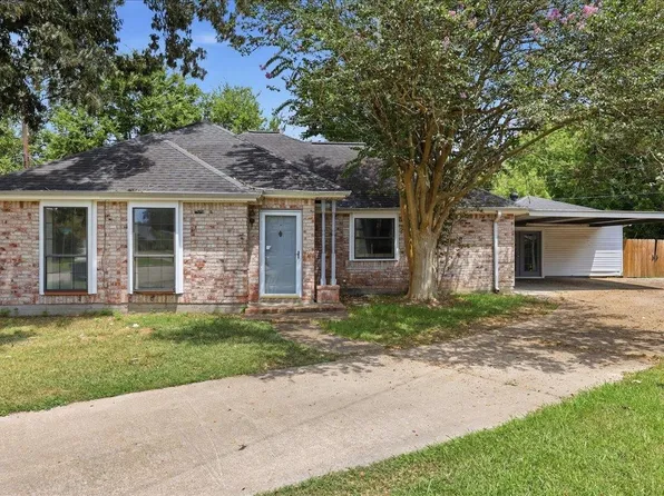 7215 Pleasant Bend Dr, Beaumont, TX 77708