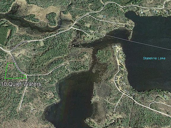 2nd image of 10 Quiet Waters Dr