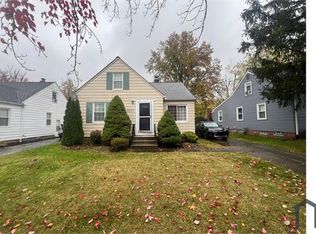1207 Churchill Rd, Lyndhurst, OH 44124