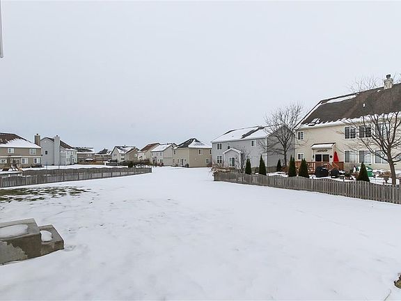 Located on 0144 in Lakewood Prairie in Joliet, IL