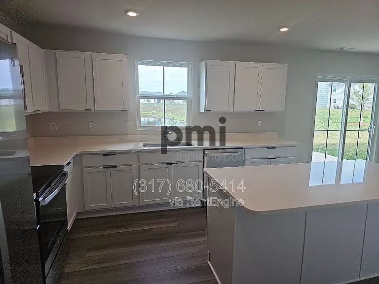 1854 Cascades Dr — Photo 10