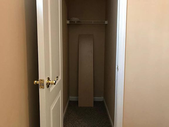 3rd image of 32 Excelsior Ave #1