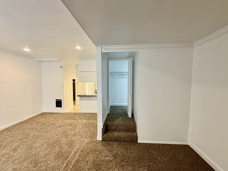 332 Culver Blvd #4B — Photo 13
