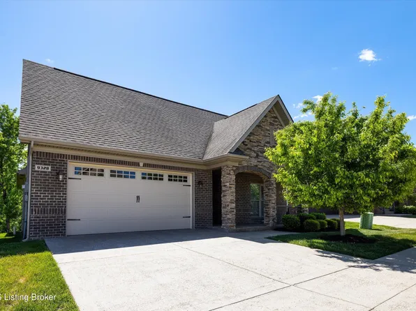 9328 Cross Meadows Cir, Louisville, KY 40291