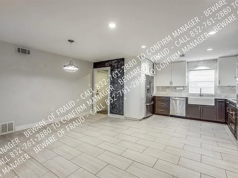 3800 Graphic Pl — Photo 8