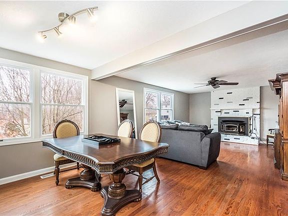 5th image of 1236 Manor Dr