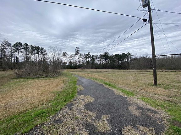 2nd image of 6936 Twin Acres