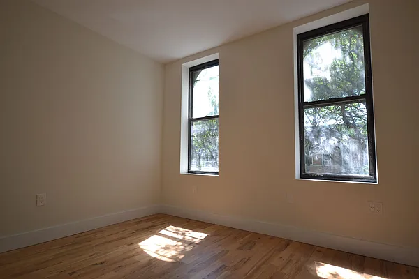 Rented by Bold New York | media 15