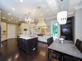 1177 Linden Ave, Highland Park, IL