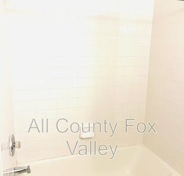 1408 W Crane St #6 — Photo 16