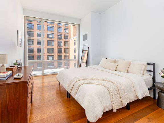 5th image of 311 W Broadway APT 6D