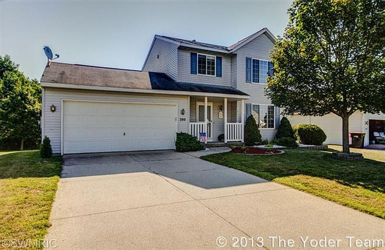 1st image of 390 Tallgrass Dr NE