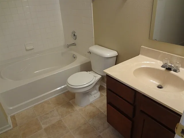 6711 Earlswood Dr — Photo 11