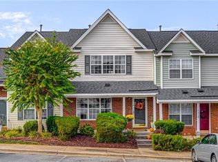 4520 Cross Ridge Ln, Greensboro, NC 27410