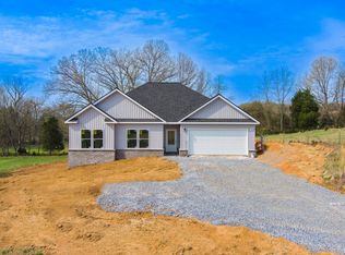 975 Sugar Hollow Rd, Piney Flats, TN 37686