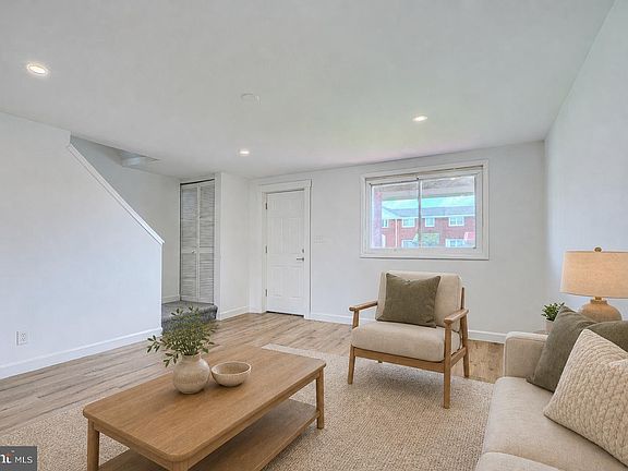 2nd image of 7827 Harold Rd