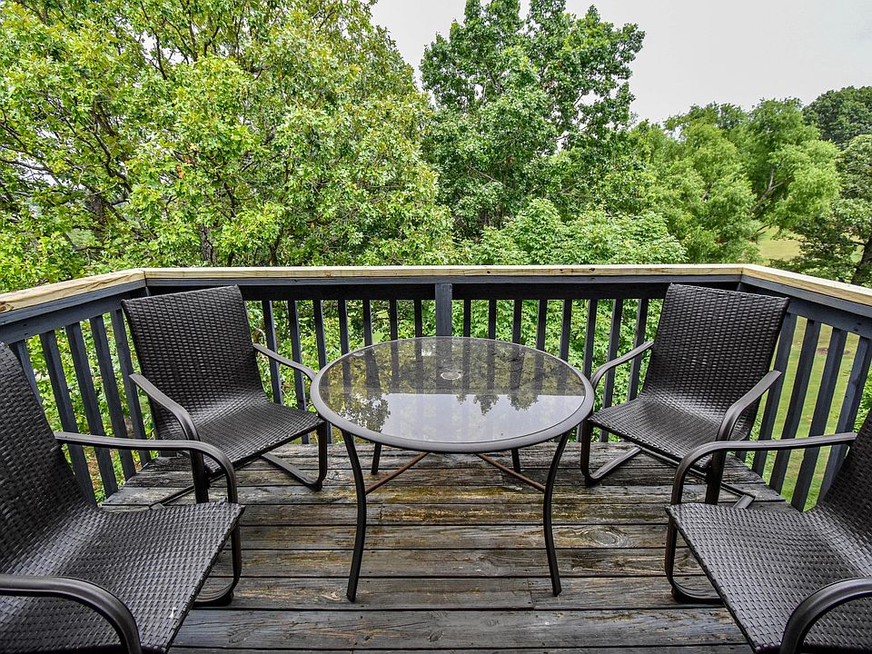 2nd image of 146 Bunker Ridge Dr APT 10
