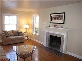 3rd image of 7366 Milan Ave