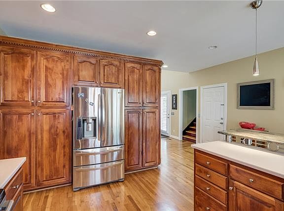 3rd image of 7188 Forrest Oaks Dr