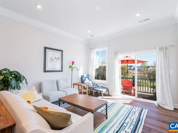 516 Crimson St, Crozet, VA 22932