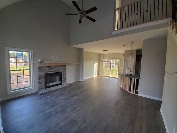 2nd image of 81 Reserve At Hickory Wild