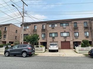 153-31 82nd St #2C, Howard Beach, NY 11414