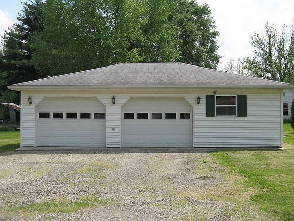 2nd image of 184 Wilson Ave