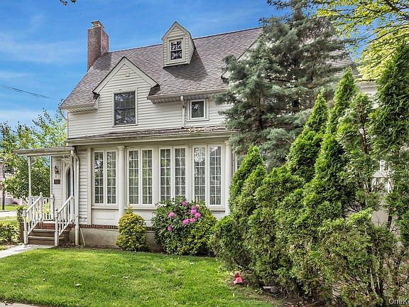 2nd image of 156-17 33rd Avenue