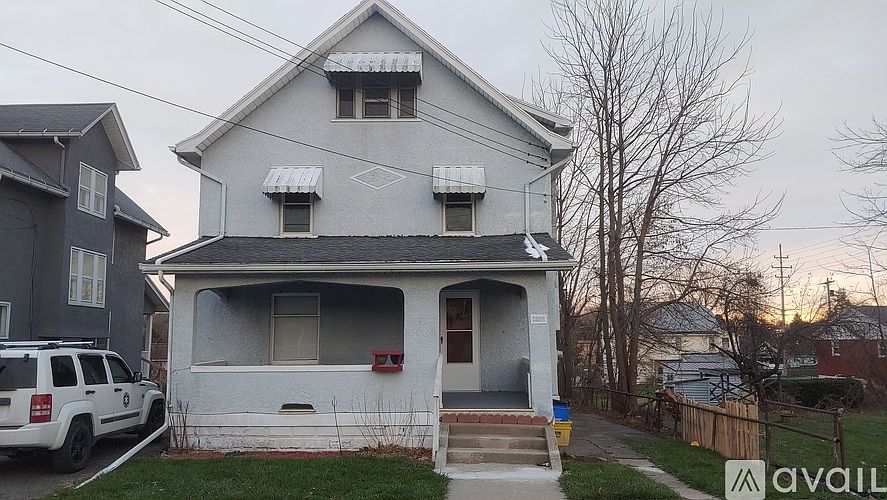 1st image of 400 Odell Ave