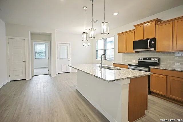 2943 Angelou St — Photo 7