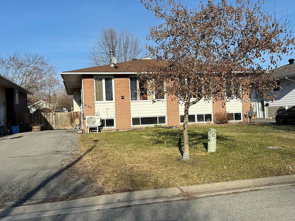 1st image of 624 Dundas Cres