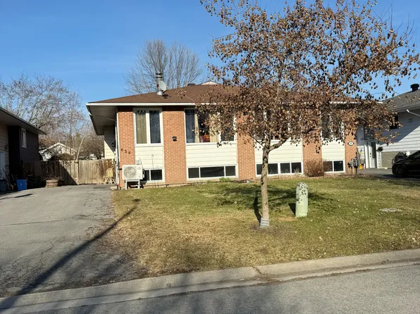 624 Dundas Cres, Cornwall, ON K6H 6H8