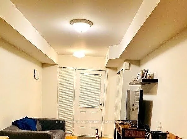 4975 Southampton Dr #180 — Photo 8