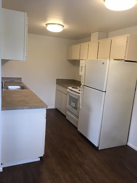 2223 Hawthorne Street Unit D ~ Excellent Ground Floor Unit — Photo 3