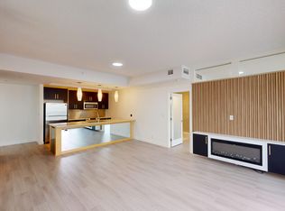 530 12th Ave SW #903, Calgary, AB T2R0B1