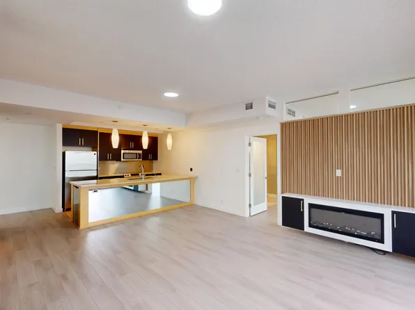 530 12th Ave SW #903, Calgary, AB T2R 0B1