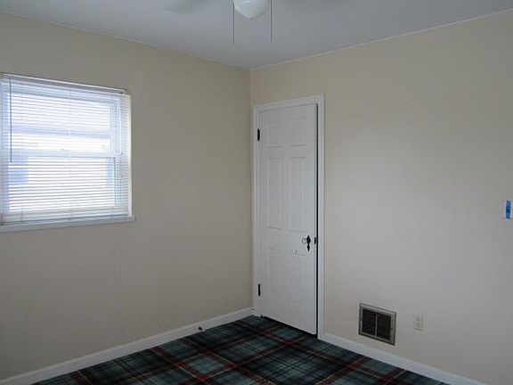 5th image of 388 Morris Dr