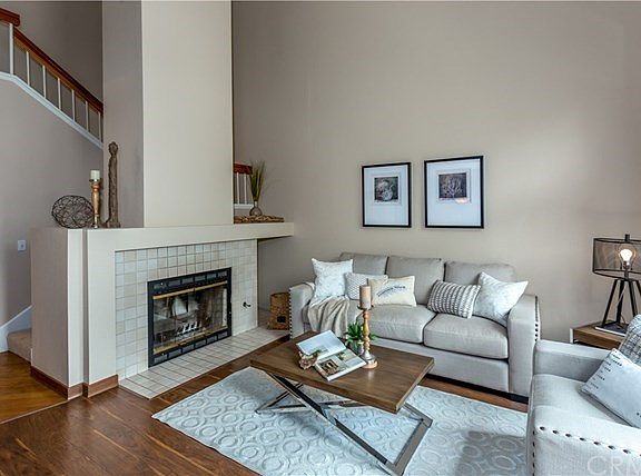 2nd image of 18 Rosewood