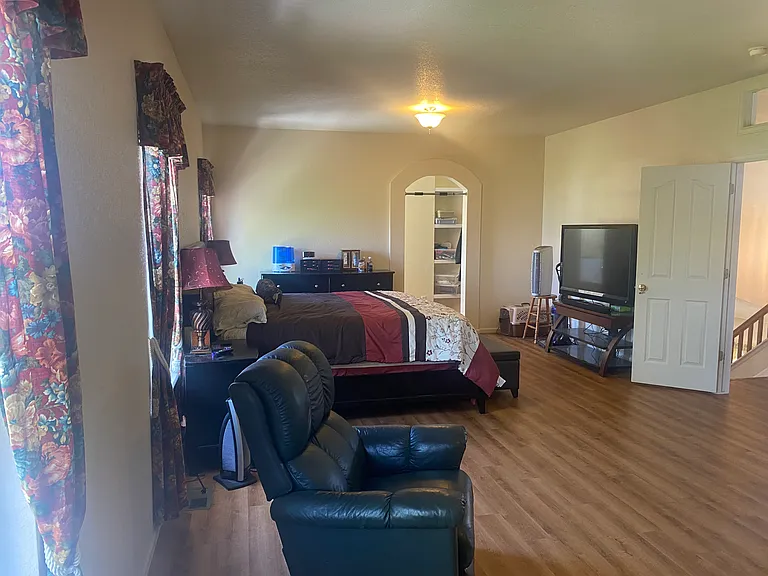 1766 Preston Dr — Photo 13