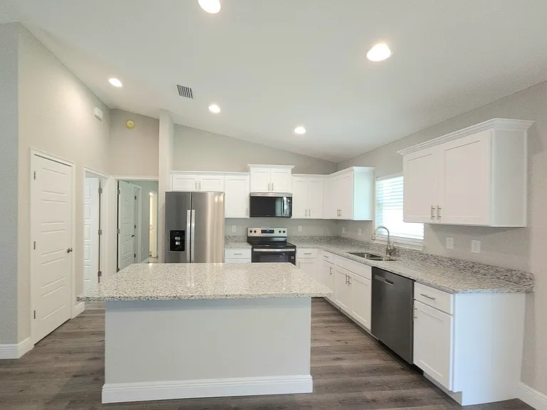 10254 N Langdon Rd — Photo 3