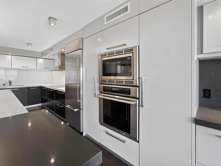4450 Gulf Blvd #113 — Photo 36
