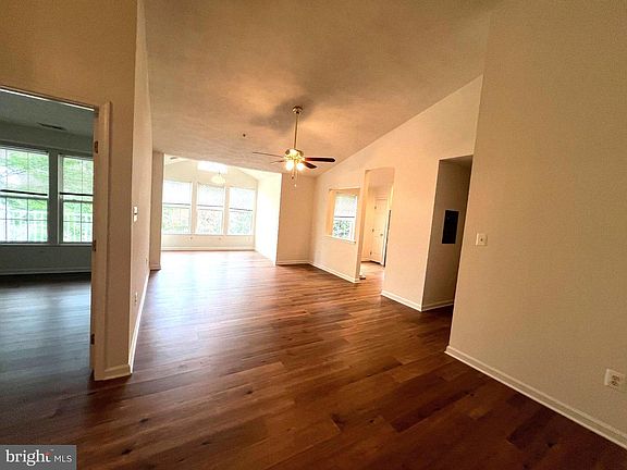 3rd image of 25905 Ridge Manor Dr #8000-J