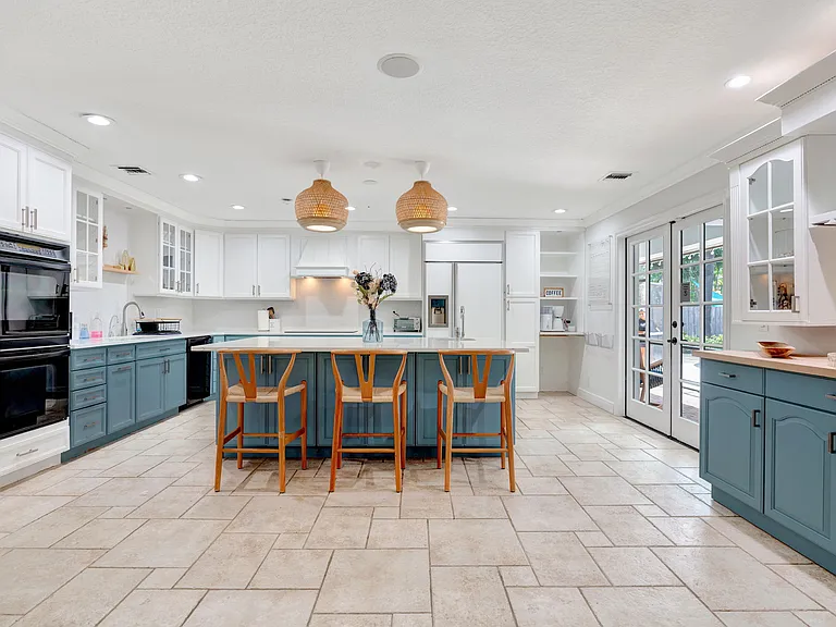 2436 Holly Ln — Photo 41