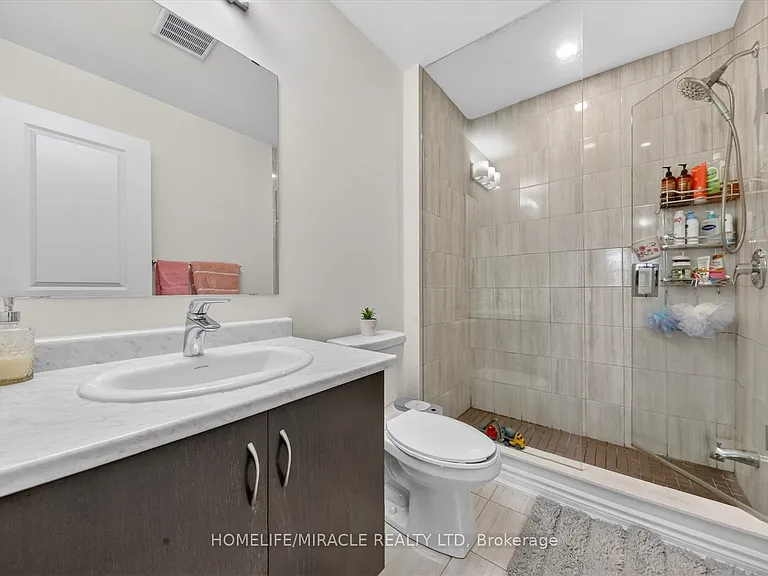 73 Sutcliffe Dr — Photo 28