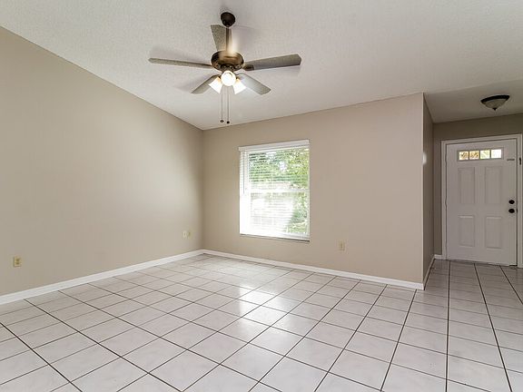 5th image of 248 Frances Ave