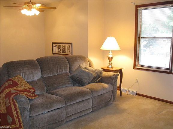 5th image of 2326 Shirley Ann Dr