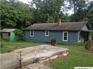 1116 Sisk St, Scottsboro, AL 35768