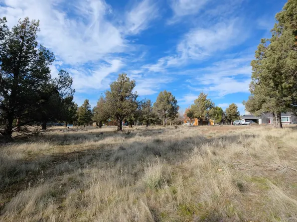 Harbor View Dr, Weed, CA 96094